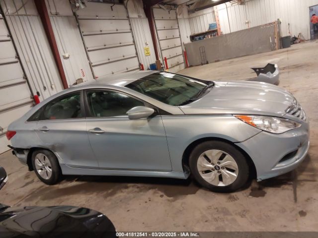5NPEB4AC7EH824832 Hyundai SONATA GLS