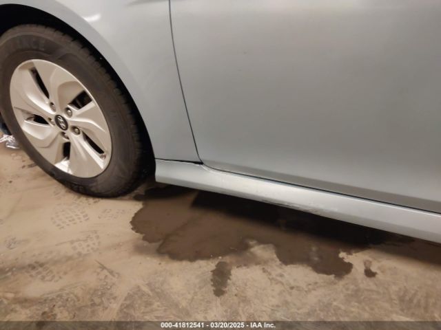 5NPEB4AC7EH824832 Hyundai SONATA GLS