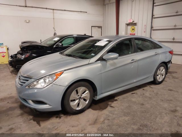 5NPEB4AC7EH824832 Hyundai SONATA GLS