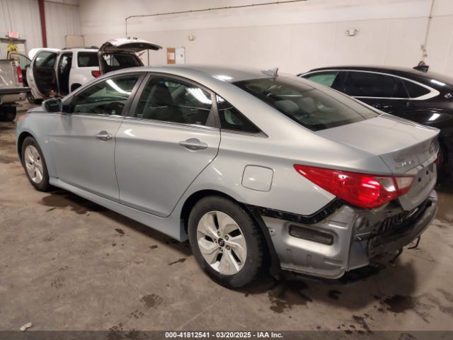 5NPEB4AC7EH824832 Hyundai SONATA GLS