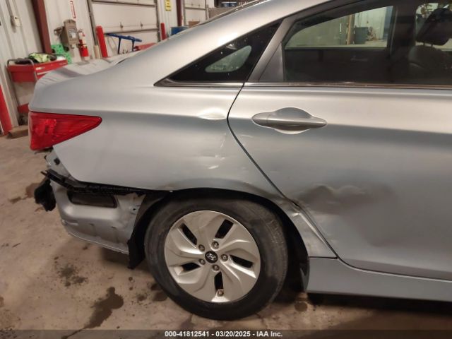 5NPEB4AC7EH824832 Hyundai SONATA GLS