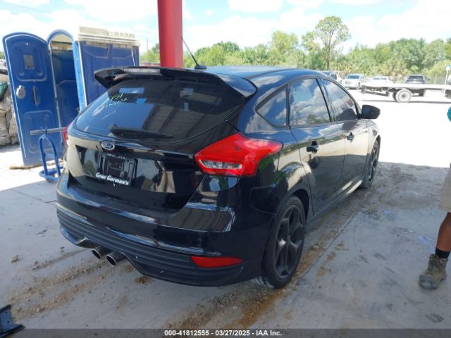 1FADP3L95JL291710 Ford FOCUS ST