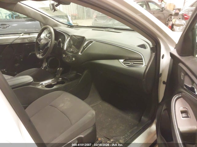 1G1ZD5ST4KF179376 Chevrolet MALIBU LT