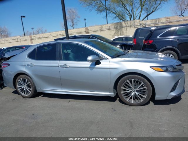 4T1B11HK1KU831564 Toyota CAMRY SE