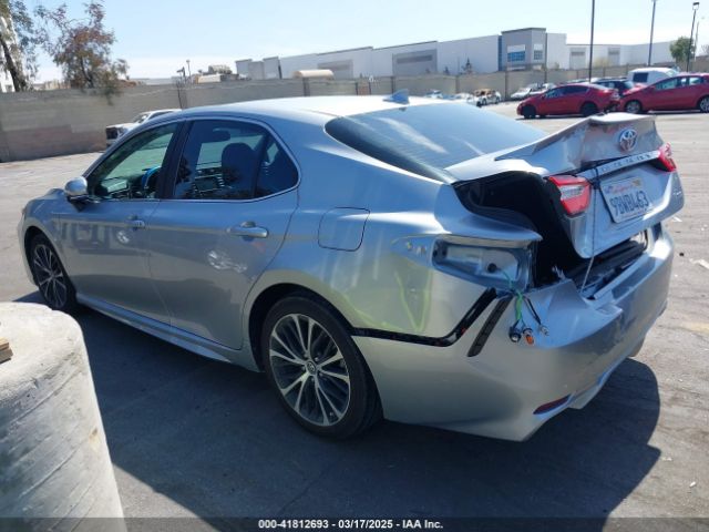 4T1B11HK1KU831564 Toyota CAMRY SE