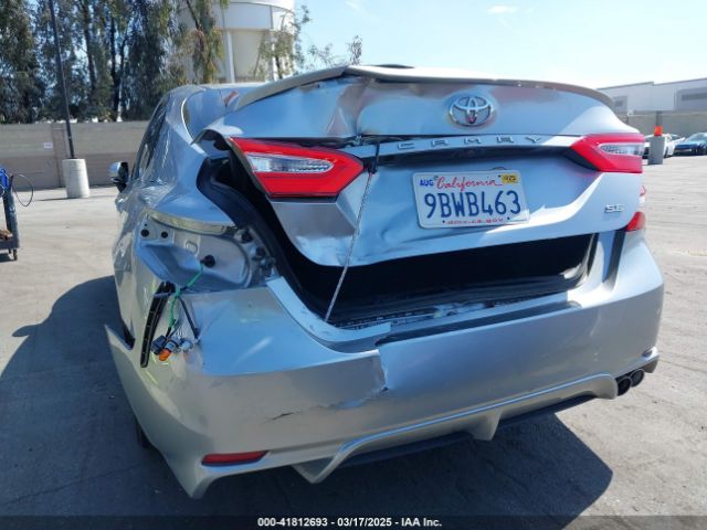 4T1B11HK1KU831564 Toyota CAMRY SE