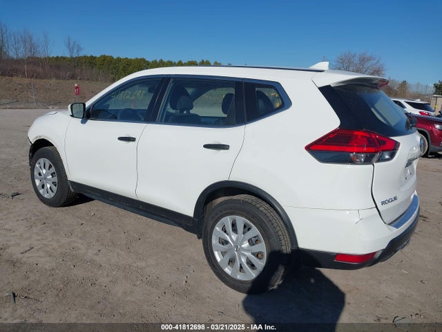 Nissan ROGUE S 2017 JN8AT2MV7HW024337 Image 3