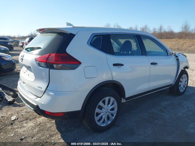 Nissan ROGUE S 2017 JN8AT2MV7HW024337 Image 4