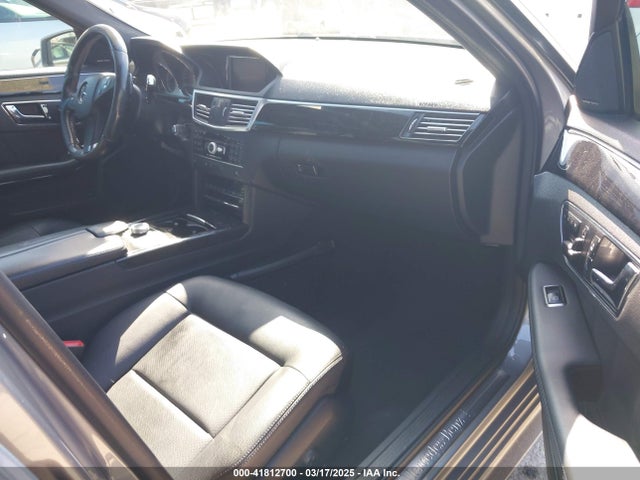 41812700 :رقم المزاد ، WDDHF5GB1BA347068 vin ، 2011 Mercedes-benz E 350 مزاد بيع