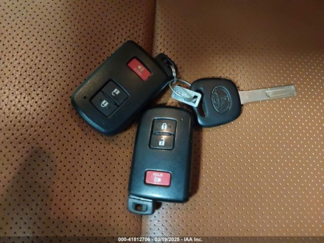 5TFAY5F14MX959487 Toyota Tundra Platinum
