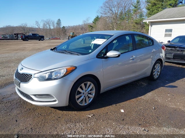 KNAFX4A66G5471080 KIA FORTE LX
