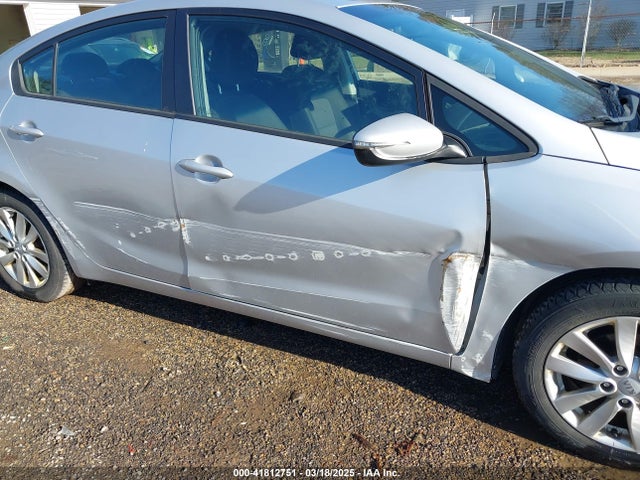 KNAFX4A66G5471080 KIA FORTE LX