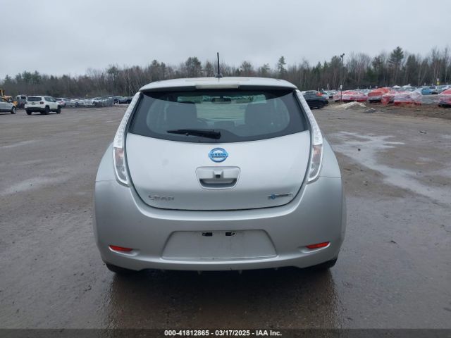 1N4AZ0CP2FC321747 Nissan Leaf Sl