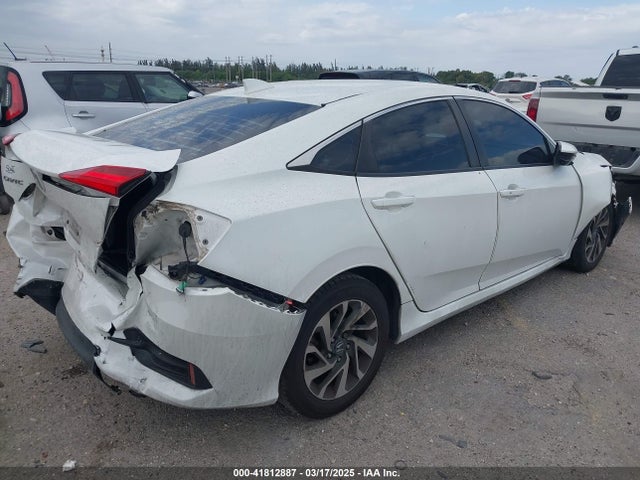 Honda CIVIC EX 2018 19XFC2F76JE000515 Image 4