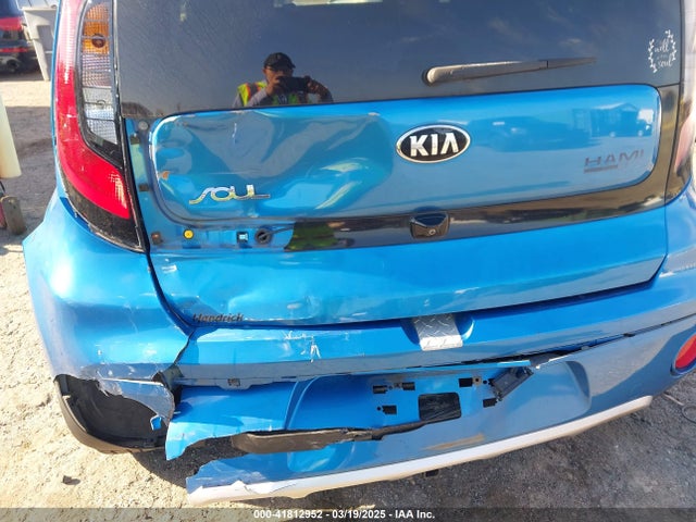KNDJP3A5XH7482541 KIA SOUL +