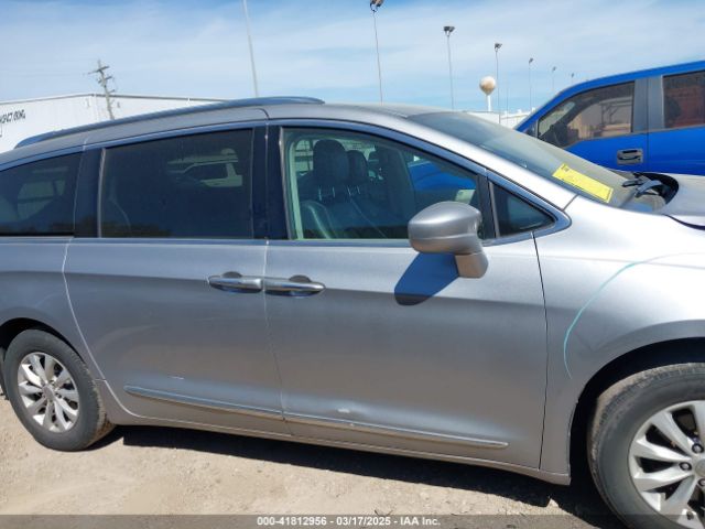 2C4RC1BG7KR554739 Chrysler Pacifica Touring L