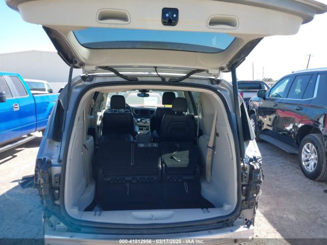 2C4RC1BG7KR554739 Chrysler Pacifica Touring L