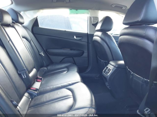5XXGW4L25GG021629 KIA Optima Sx Turbo