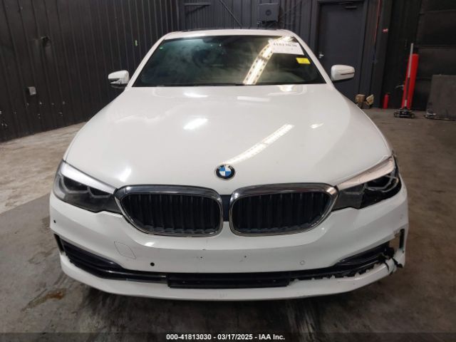 WBAJA7C35HG905673 BMW 530i Xdrive
