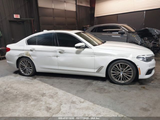 WBAJA7C35HG905673 BMW 530i Xdrive