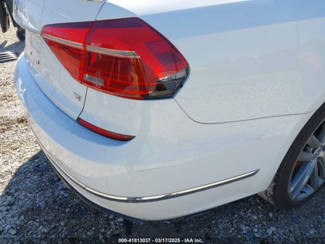 1VWAS7A31GC056485 Volkswagen Passat 1.8t R-line