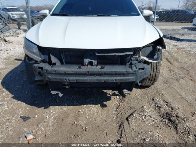 1VWAS7A31GC056485 Volkswagen Passat 1.8t R-line
