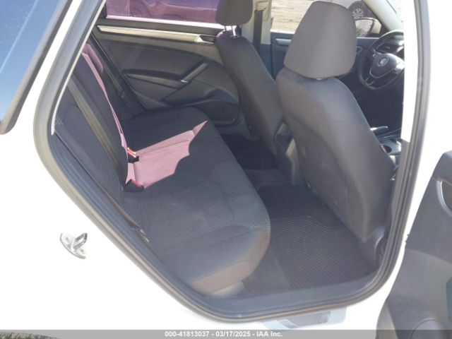 1VWAS7A31GC056485 Volkswagen Passat 1.8t R-line