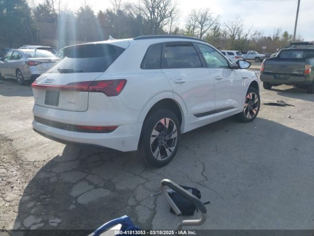 WA1AAAGE2NB040546 Audi E-tron Premium Quattro