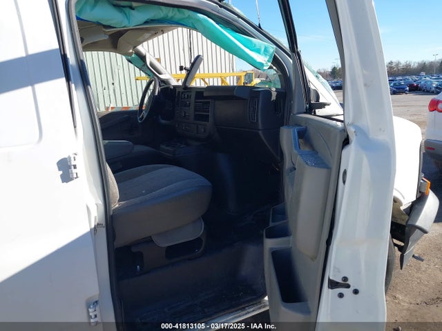 1GCWGAFF3H1161214 Chevrolet Express 2500 Work Van