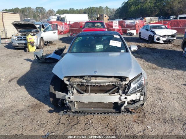 55SWF4JB8GU153882 Mercedes-Benz C 300 Luxury/sport