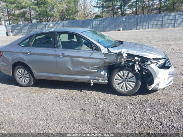 3VWC57BUXKM242671 Volkswagen Jetta 1.4t R-line/1.4t S/1.4t Se