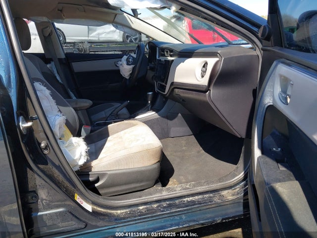 2T1BURHE6JC028894 Toyota COROLLA LE