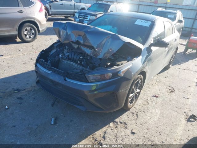 3KPF24AD8RE770626 KIA Forte Lxs
