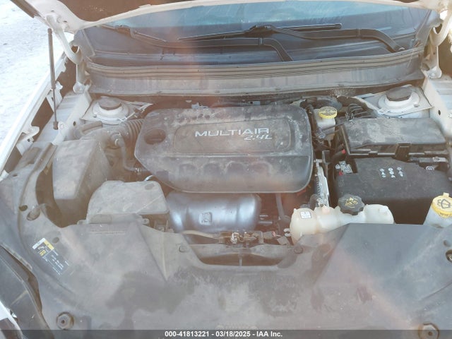 1C4PJLCB1KD128463 Jeep Cherokee Latitude Fwd
