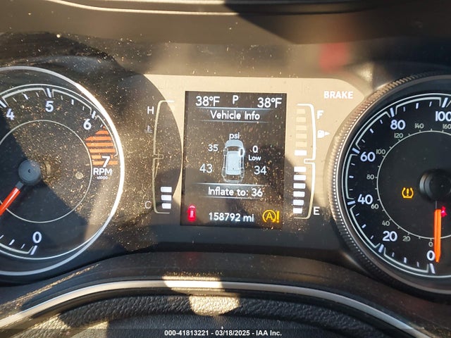 1C4PJLCB1KD128463 Jeep Cherokee Latitude Fwd