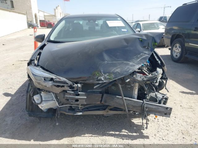 2T1BURHE7JC060172 Toyota COROLLA SE