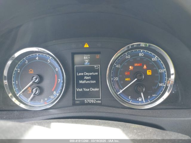 2T1BURHE7JC060172 Toyota COROLLA SE