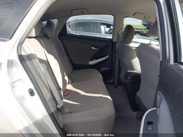 Toyota Prius Two 2015 JTDKN3DU8F1933916 Image 8