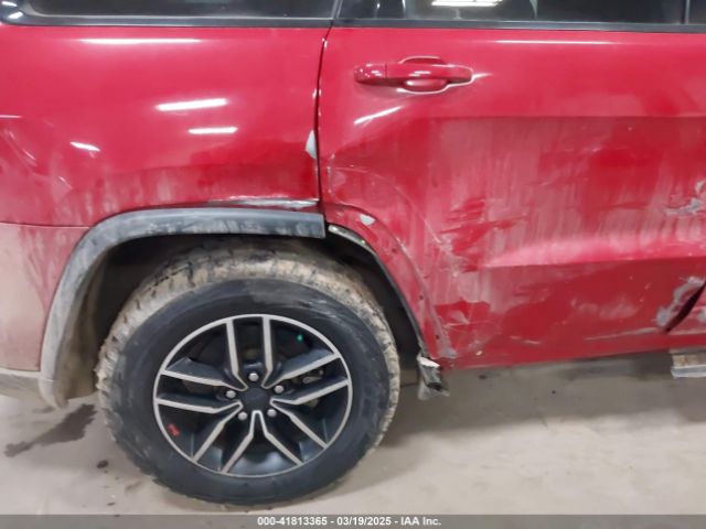 1C4RJFLG2KC539639 Jeep Grand Cherokee Trailhawk 4x4