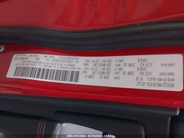 1C4RJFLG2KC539639 Jeep Grand Cherokee Trailhawk 4x4