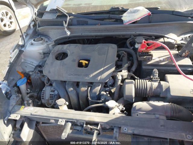 3KPF24AD7KE059814 KIA Forte Lxs
