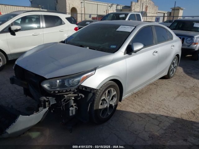3KPF24AD7KE059814 KIA Forte Lxs