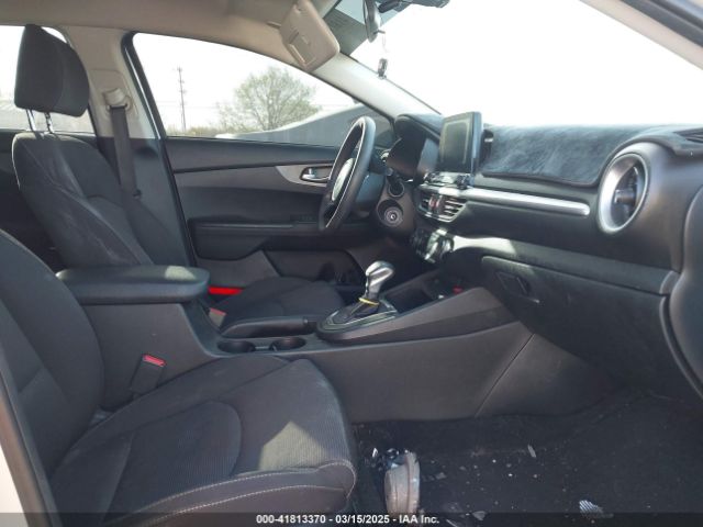 3KPF24AD7KE059814 KIA Forte Lxs