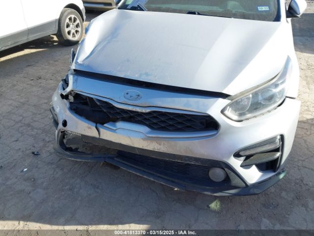 3KPF24AD7KE059814 KIA Forte Lxs