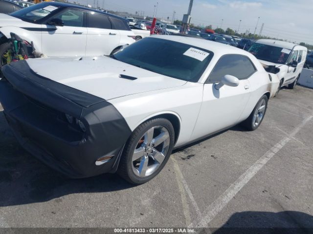 2C3CDYAG1EH204325 Dodge Challenger Sxt