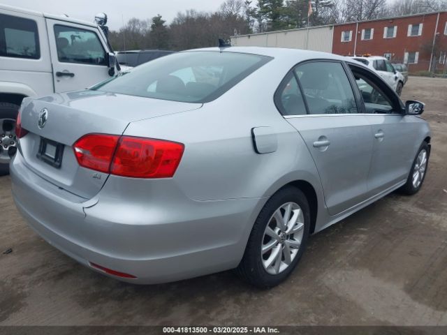 3VWD17AJ7EM331139 Volkswagen Jetta 1.8t Se