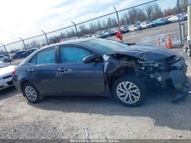 2T1BURHE3JC061674 Toyota COROLLA LE