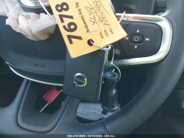 YV4L12UK5R2226924 Volvo Xc40 B5 Core Bright Theme