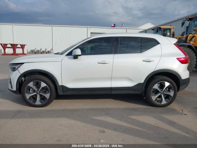 YV4L12UK5R2226924 Volvo Xc40 B5 Core Bright Theme