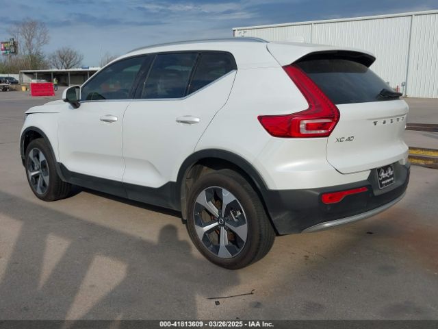 YV4L12UK5R2226924 Volvo Xc40 B5 Core Bright Theme